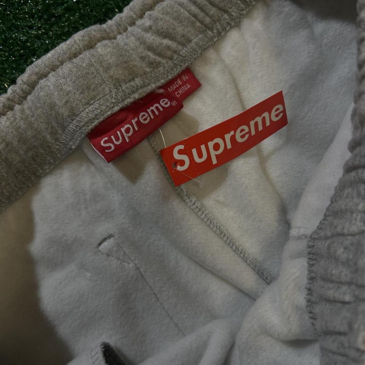 Supreme Men's Grey Hoodie