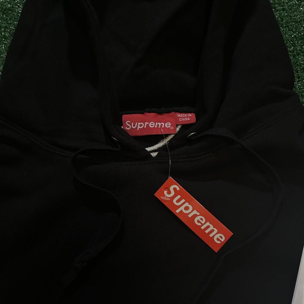 Supreme Men's Black Hoodie