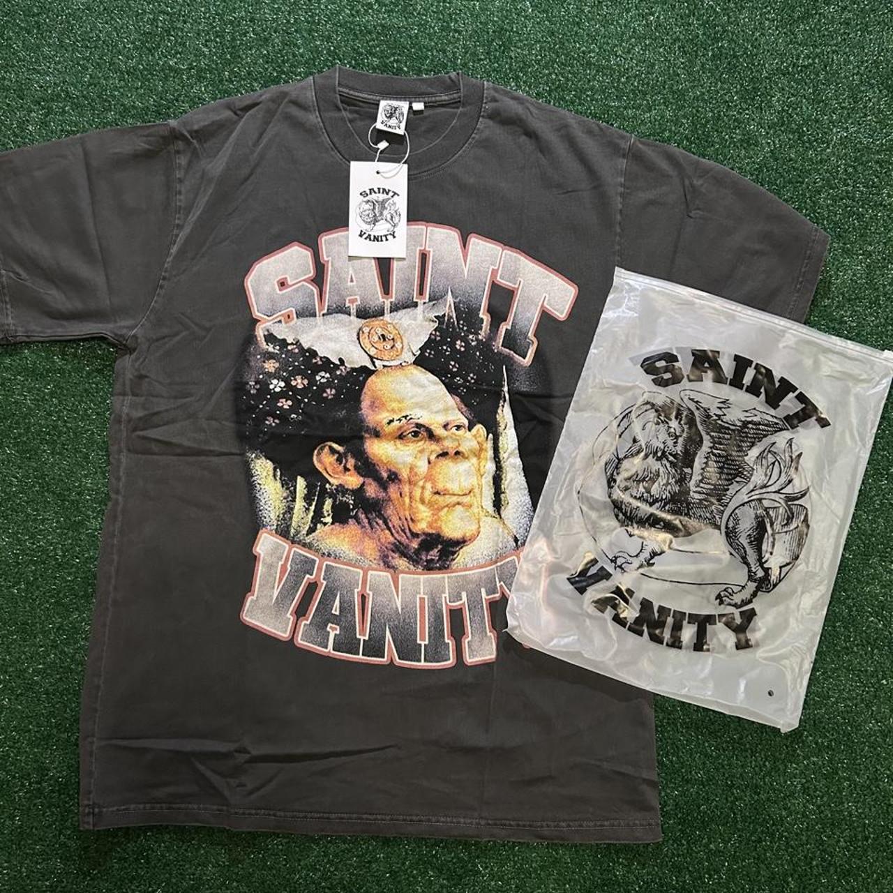 Men's Grey and Black T-shirt